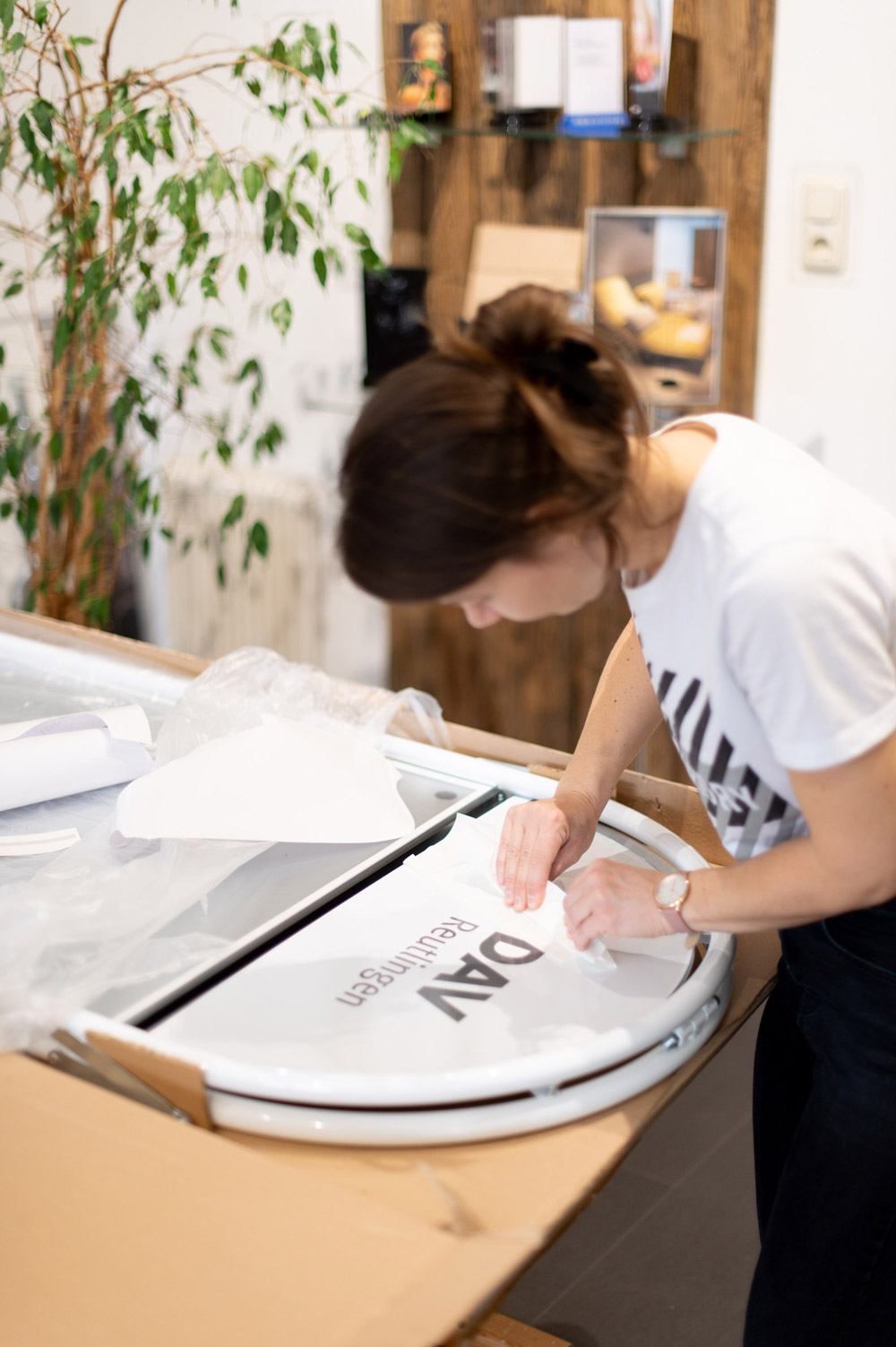 Logoanbringung Kundenstopper beidseitig Logoanbringung Kundenstopper beidseitig