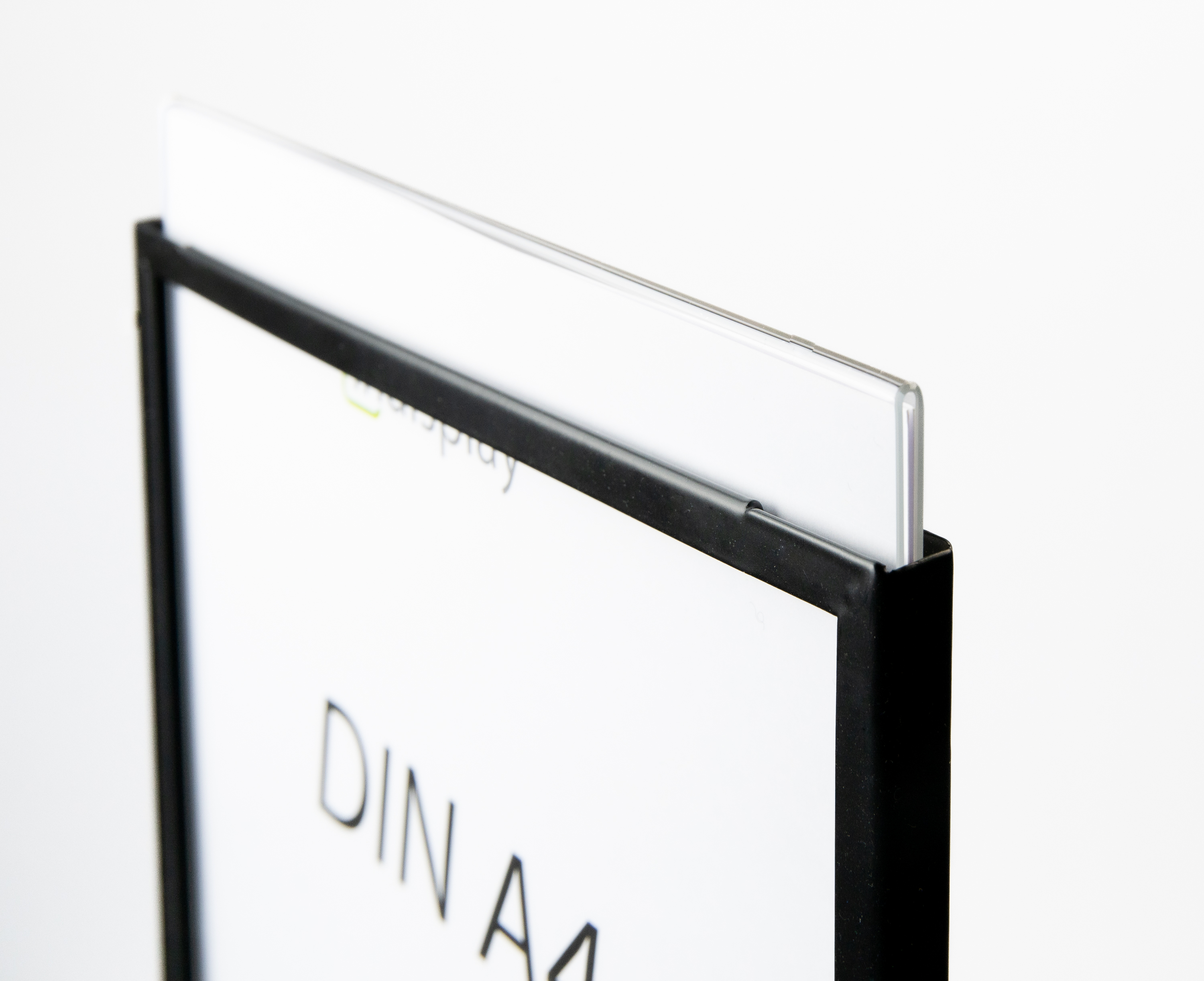INSTANDFRAMEA4SLIDE