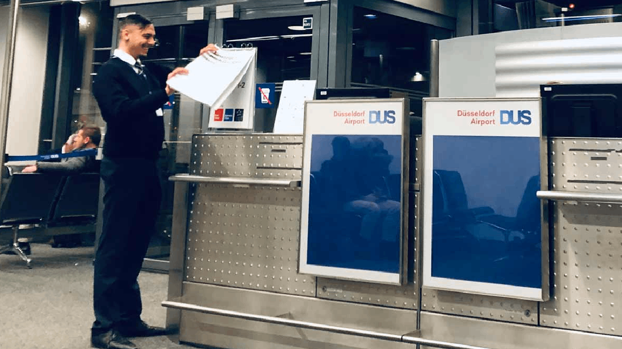 lufthansa-t-flip