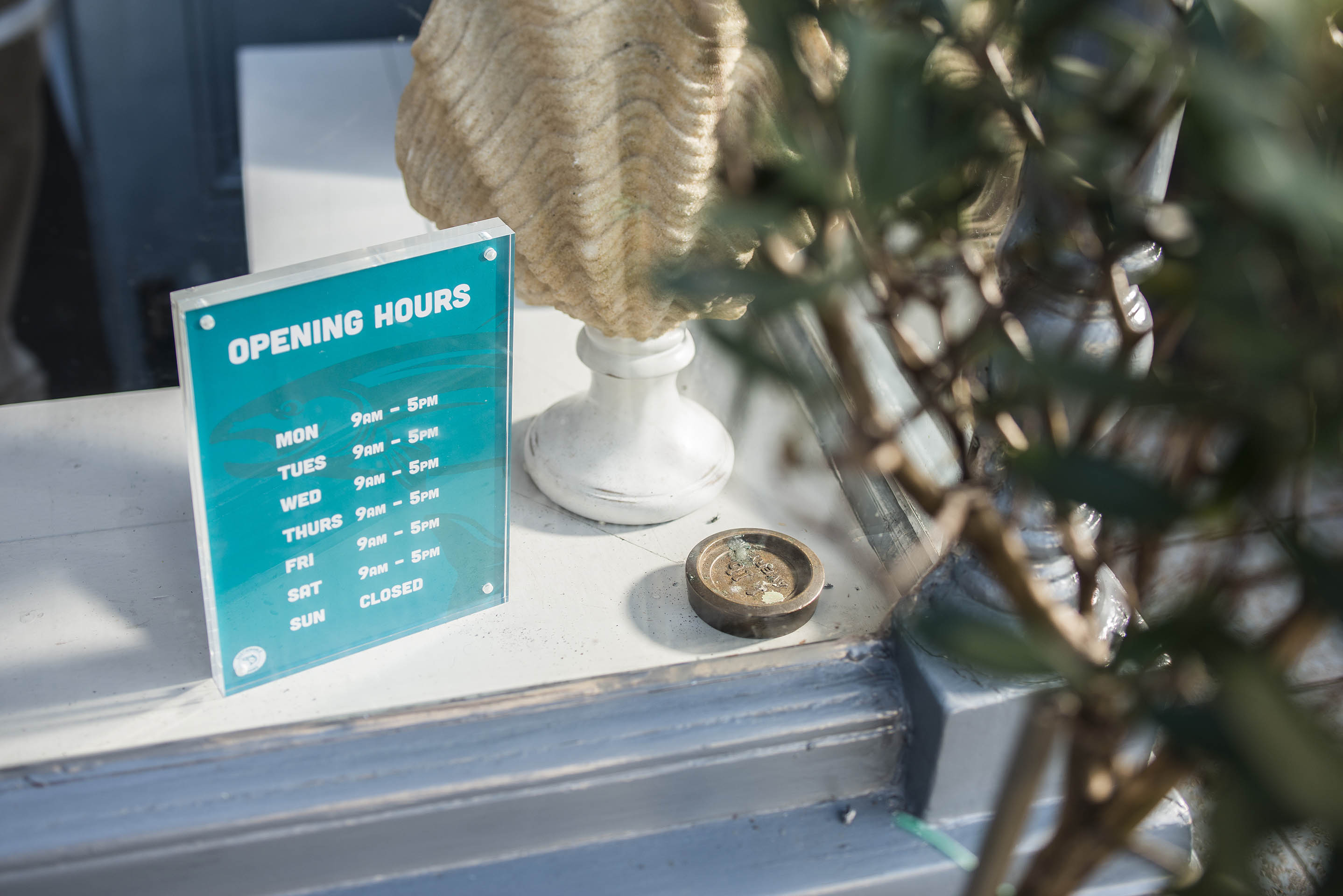 neu im Sortiment: Acrylglas-Magnetrahmen für Fotos, Logos und Preisschilder